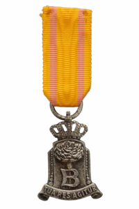 Zilveren Anjer, 1ste type
