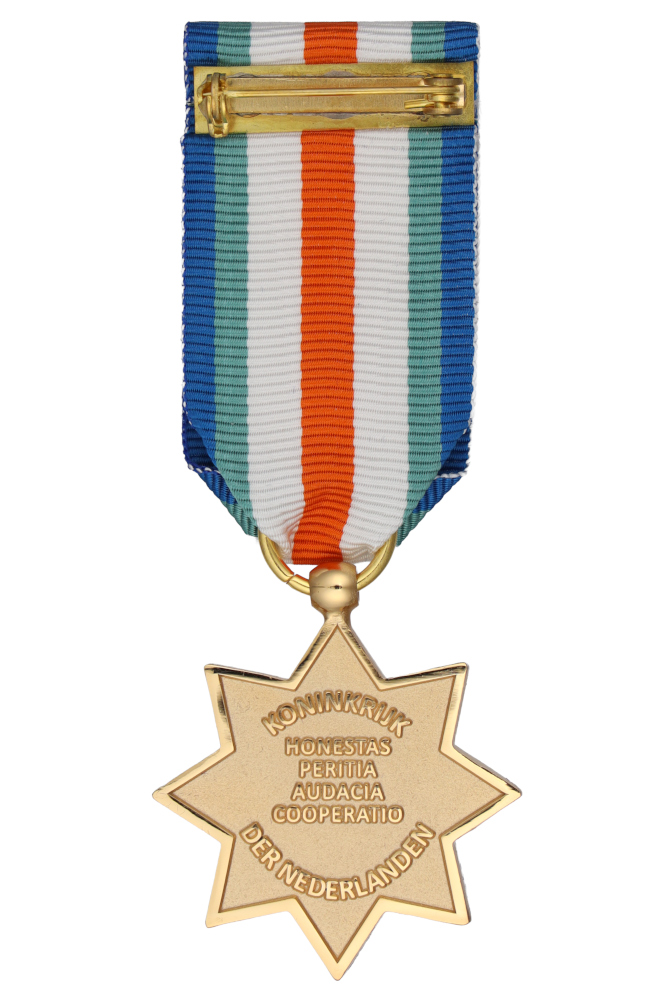 Medaille voor verdienste van Douane Nederland, gouden ster, keerzijde van de medaille